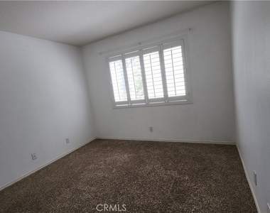 580 N Pageant - Photo Thumbnail 21