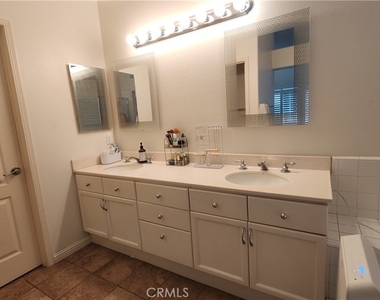 580 N Pageant - Photo Thumbnail 22