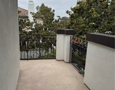 12877 Ternberry Court - Photo Thumbnail 11