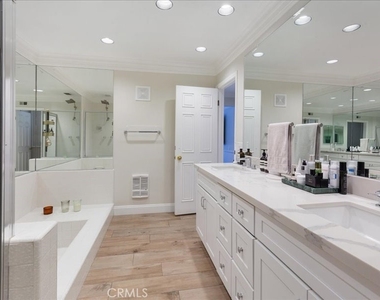 8 Sandbar Drive - Photo Thumbnail 22
