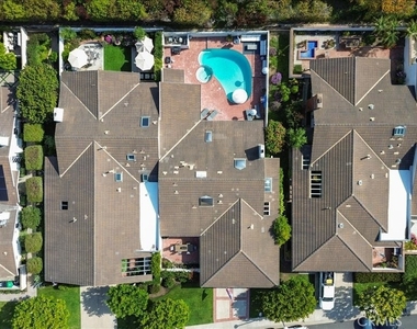 8 Sandbar Drive - Photo Thumbnail 33