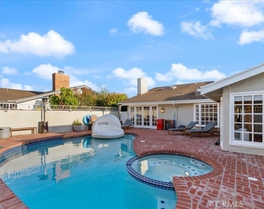 8 Sandbar Drive - Photo Thumbnail 25