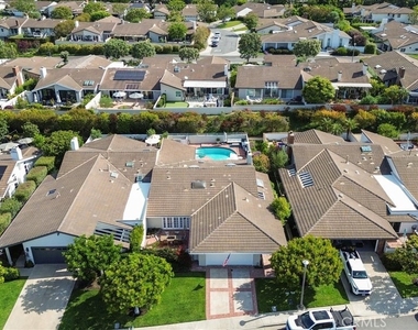 8 Sandbar Drive - Photo Thumbnail 32