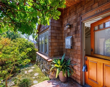 951 Glenneyre - Photo Thumbnail 14