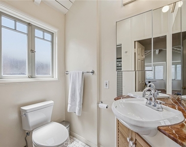 951 Glenneyre - Photo Thumbnail 6