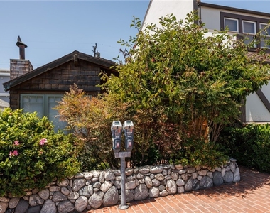 951 Glenneyre - Photo Thumbnail 12