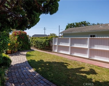 210 Cypress - Photo Thumbnail 12