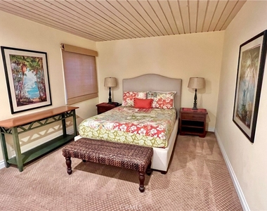 1137 Marine Drive - Photo Thumbnail 23