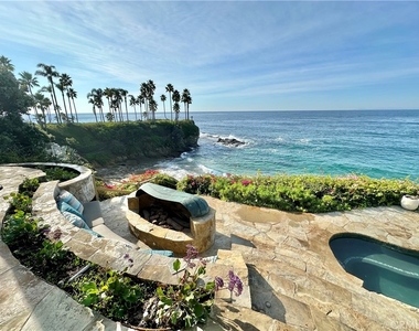 1137 Marine Drive - Photo Thumbnail 4