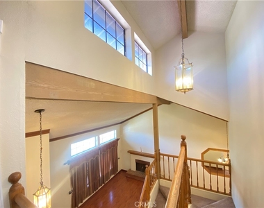 12044 Champlain Street - Photo Thumbnail 11