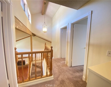 12044 Champlain Street - Photo Thumbnail 10