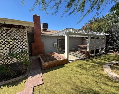 26196 Crestone - Photo Thumbnail 15