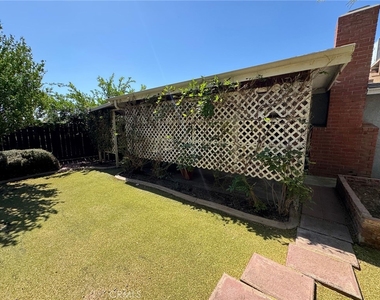 26196 Crestone - Photo Thumbnail 16