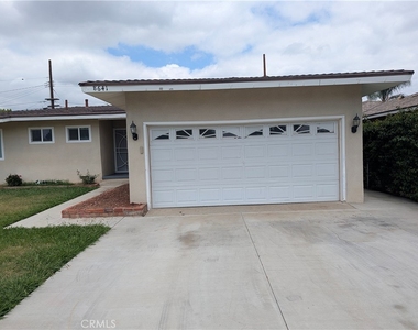 8641 Garfield Street - Photo Thumbnail 1