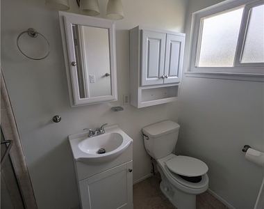 8641 Garfield Street - Photo Thumbnail 12