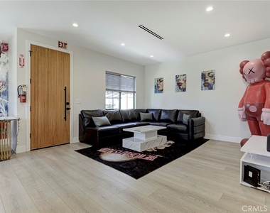 2743 Keystone St. - Photo Thumbnail 19