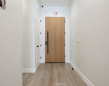 2743 Keystone St. - Photo Thumbnail 2