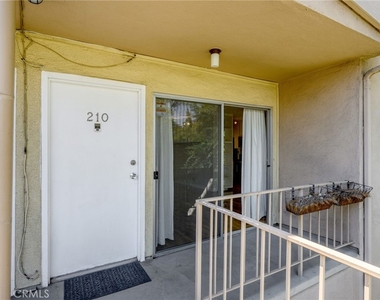 10757 Hortense Street - Photo Thumbnail 2