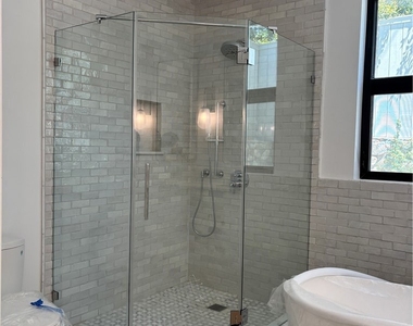 4832 La Canada Boulevard - Photo Thumbnail 15