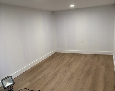 4832 La Canada Boulevard - Photo Thumbnail 23