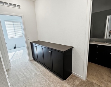 62698 N Crescent - Photo Thumbnail 5