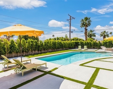 2240 N San Gorgonio - Photo Thumbnail 21