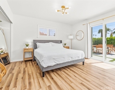 2240 N San Gorgonio - Photo Thumbnail 13