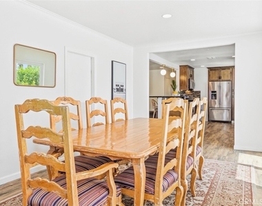 2240 N San Gorgonio - Photo Thumbnail 8