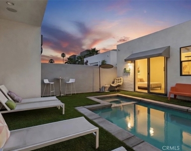 2705 Paragon - Photo Thumbnail 7