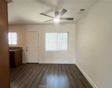 8415 Tokay Street - Photo Thumbnail 7