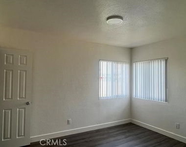 8415 Tokay Street - Photo Thumbnail 3