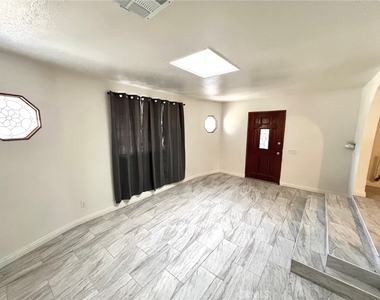1263 W Lomita Road - Photo Thumbnail 6