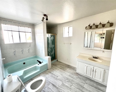 1263 W Lomita Road - Photo Thumbnail 10