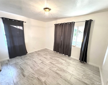 1263 W Lomita Road - Photo Thumbnail 17