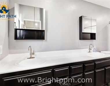 25280 Bay - Photo Thumbnail 19