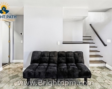 25280 Bay - Photo Thumbnail 12