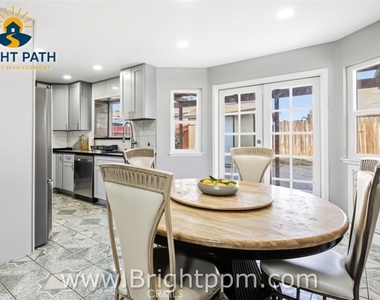 25280 Bay - Photo Thumbnail 5