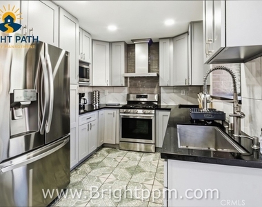 25280 Bay - Photo Thumbnail 9