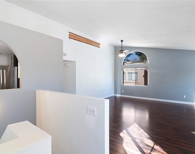 25126 Steinbeck - Photo Thumbnail 8
