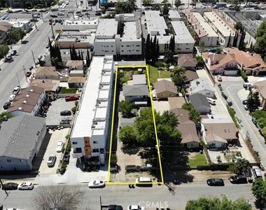 14916 Wyandotte - Photo Thumbnail 31