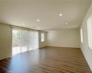 417 W Bagnall Street - Photo Thumbnail 8
