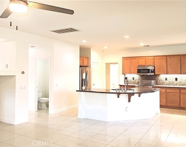 12554 Desert Springs - Photo Thumbnail 4