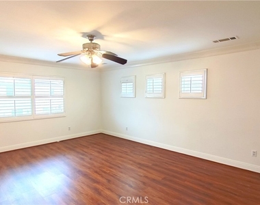 12554 Desert Springs - Photo Thumbnail 13