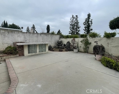 2143 Arcdale Avenue - Photo Thumbnail 20