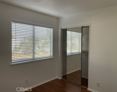2143 Arcdale Avenue - Photo Thumbnail 12