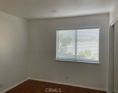 2143 Arcdale Avenue - Photo Thumbnail 11