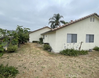 2143 Arcdale Avenue - Photo Thumbnail 22