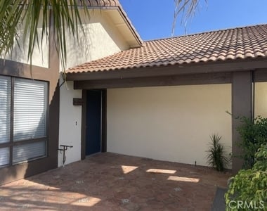 2143 Arcdale Avenue - Photo Thumbnail 2