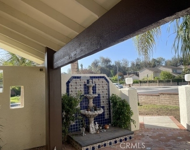 2143 Arcdale Avenue - Photo Thumbnail 3
