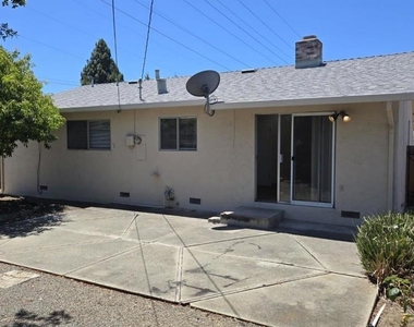 40622 Blacow Rd - Photo Thumbnail 5